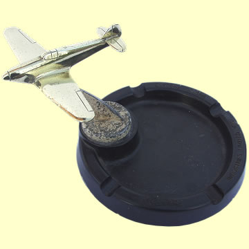 Newman Industries Ltd. Yate Presentation Ashtray - Click for the bigger picture