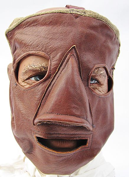 Russian Aviators Face Mask - Click for the bigger picture