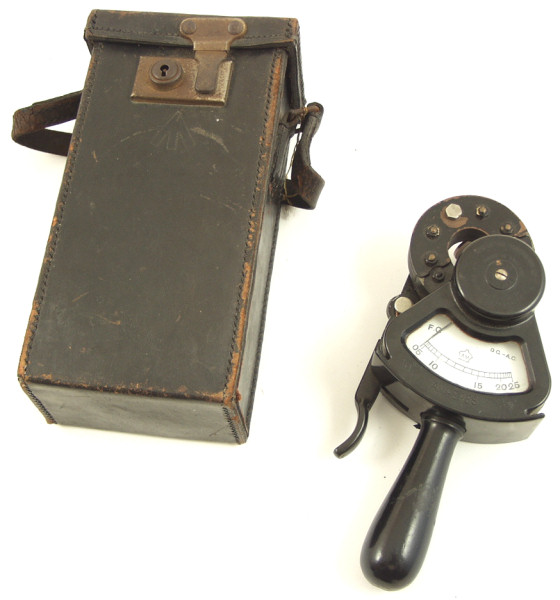 Air Ministry Amperes Test Guage - Click for the bigger picture