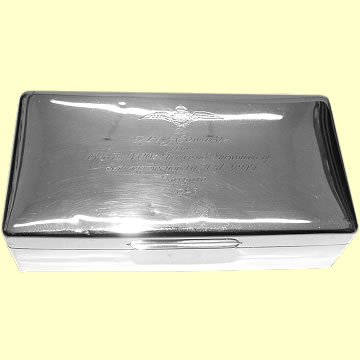 RAF Faygate Presentation Cigarette Case - Click for the bigger picture