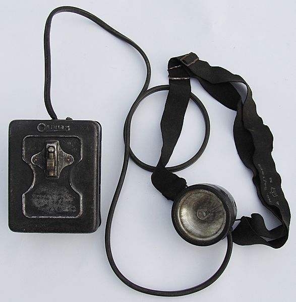 Air Ministry Issue Oldham Head Torch - Click for the bigger picture
