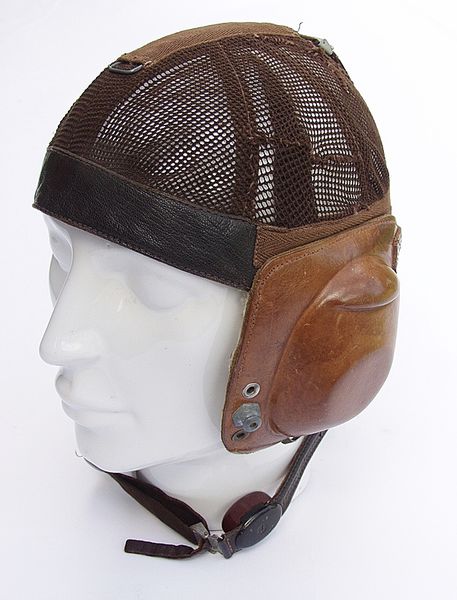 Luftwaffe LKpN101 Netzkopfhaube Flying Helmet - Click for the bigger picture