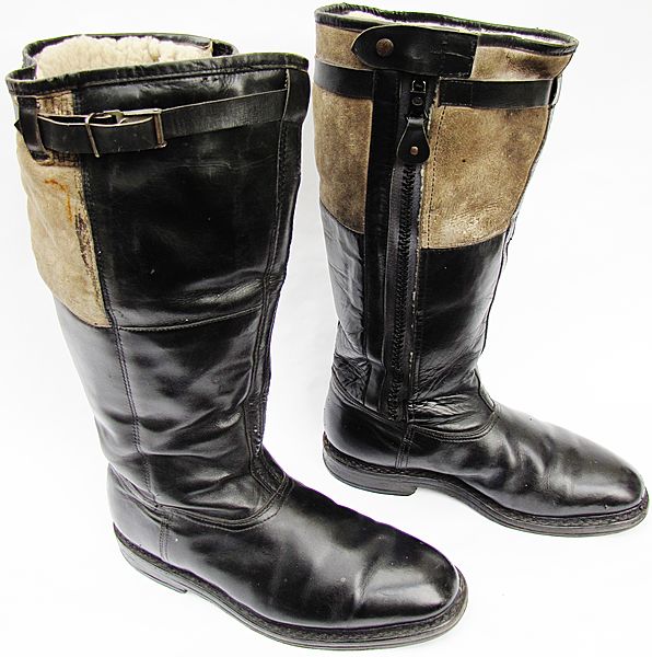 Luftwaffe Late War Flying Boots - Click for the bigger picture