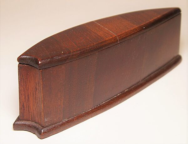 WWI Aviation Treen Trench Art Box - Click for the bigger picture
