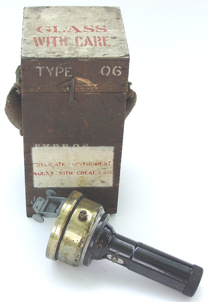 Air Ministry Hand Bearing Compass Type 06A - Click for the bigger picture