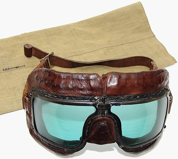 RAF Issue Mk III Flying Goggles - Click for the bigger picture