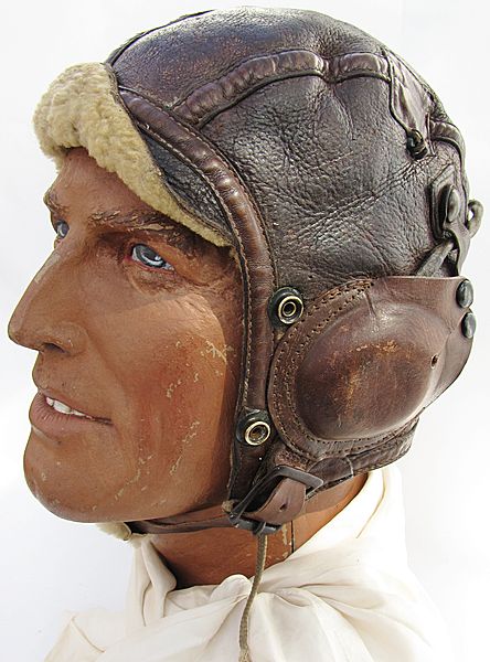 USAAF B-6 Winter Flying Helmet - Click for the bigger picture