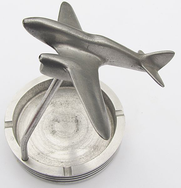 De Havilland DH88 Comet Racer Trench Art Model - Click for the bigger picture