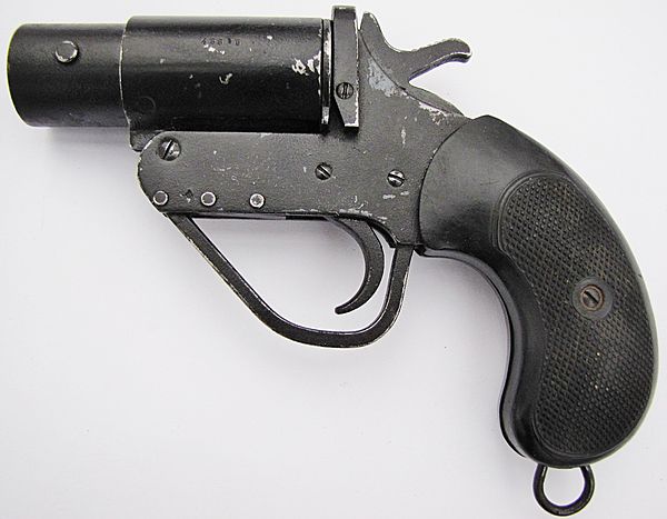 RAF Very Pistol - Click for the bigger picture