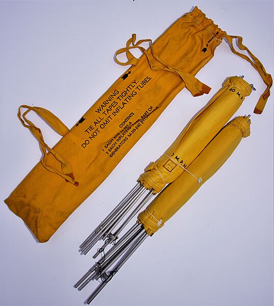 RAF / USAAF M-357-A Dinghy Radio Kite & Case - Click for the bigger picture