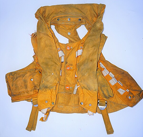 Beaufort RAF Issue Mk 7 Lifejacket - Click for the bigger picture