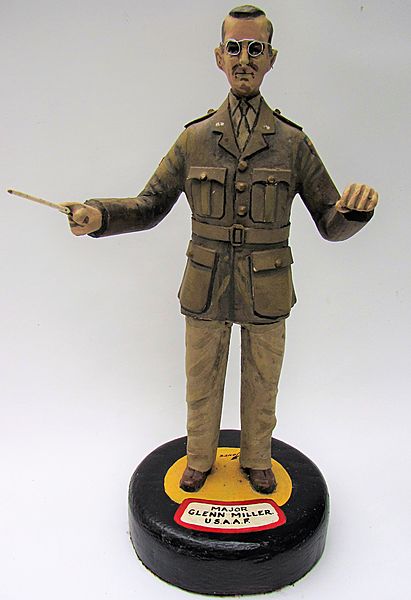 Wooden Model of Major Glenn Miller U.S.A.A.F. - Click for the bigger picture