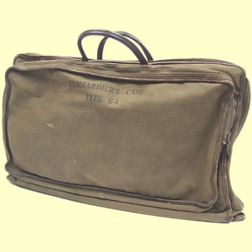 USAAF Bombardier's Case type E-1 - Click for the bigger picture