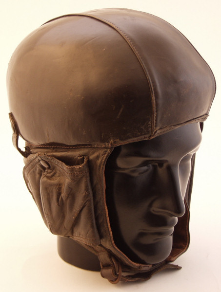 French Airforce Gueneau & Cie Hard Shell Flying Helmet - Click for the bigger picture