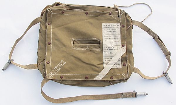 RAF Dinghy Seat Pack Type A Mk 3* - Click for the bigger picture