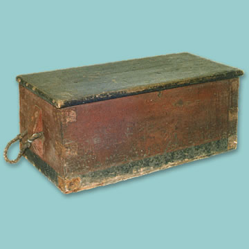 Pine Seaman's Chest - Click for the bigger picture