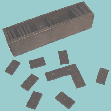 HMS Victory Dominoes Set - Click for the bigger picture