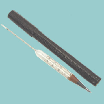 Kreigsmarine Hygrometer/Thermometer - Click for the bigger picture