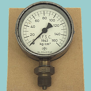 Waffen WWII Pressure Gauge - Click for the bigger picture