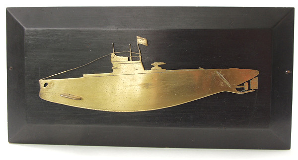 Early Royal Navy Trenchart Submarine - Click for the bigger picture