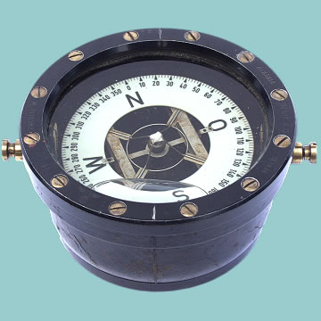 Kriegsmarine Compass by Askania Werke A.G. Berlin - Click for the bigger picture