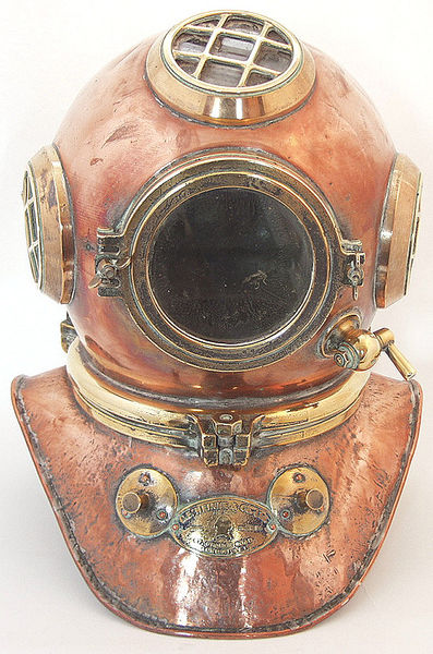 C.E. Heinke 3 bolt 4 light Lightweight Harbour Helmet - Click for the bigger picture