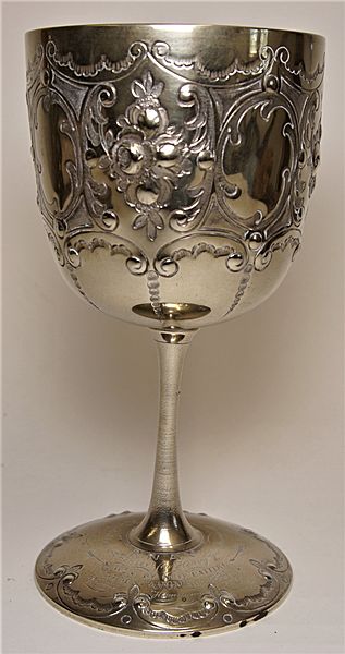 R.N.A.V. Presentation Chalice won by No1V Battery HMS Avon - Click for the bigger picture