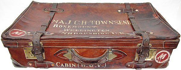 Military Leather Suitcase - Click for the bigger picture
